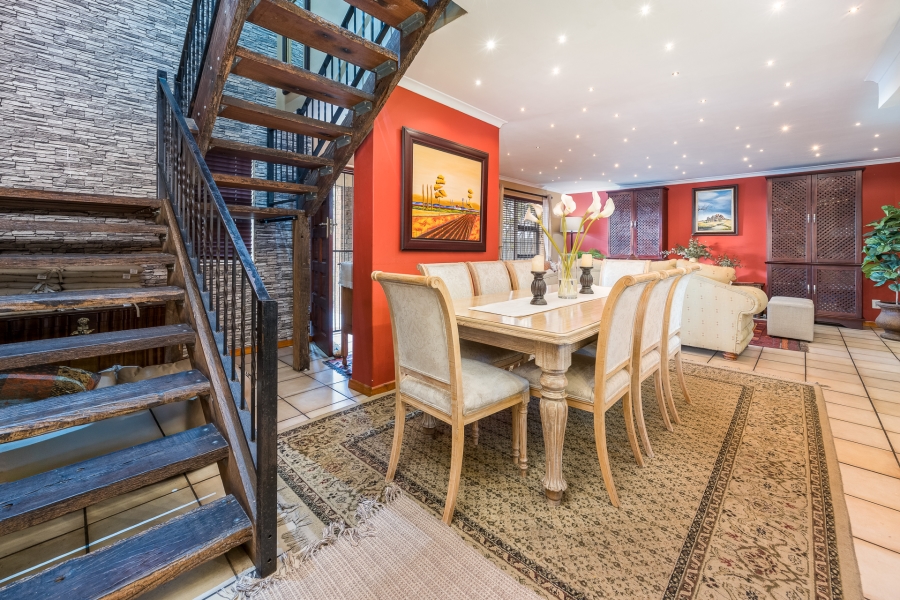 6 Bedroom Property for Sale in Brackenfell South Western Cape